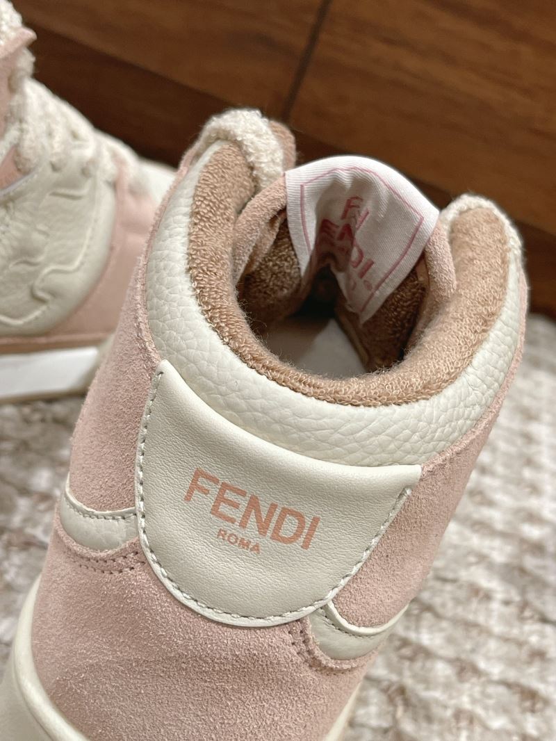 Fendi Low Shoes